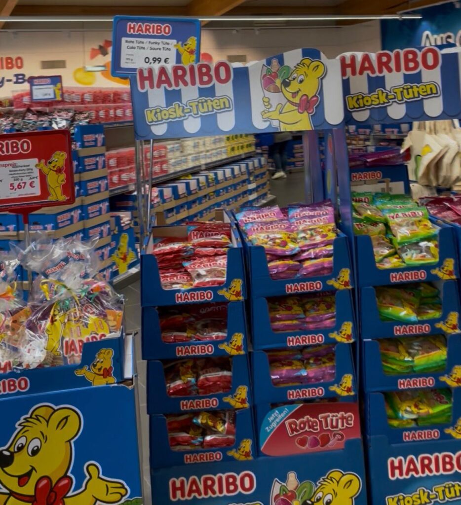 お土産用に購入したハリボー各種